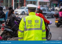 关于认真贯彻国家标准《道路运输危险货物车辆标志》的通知